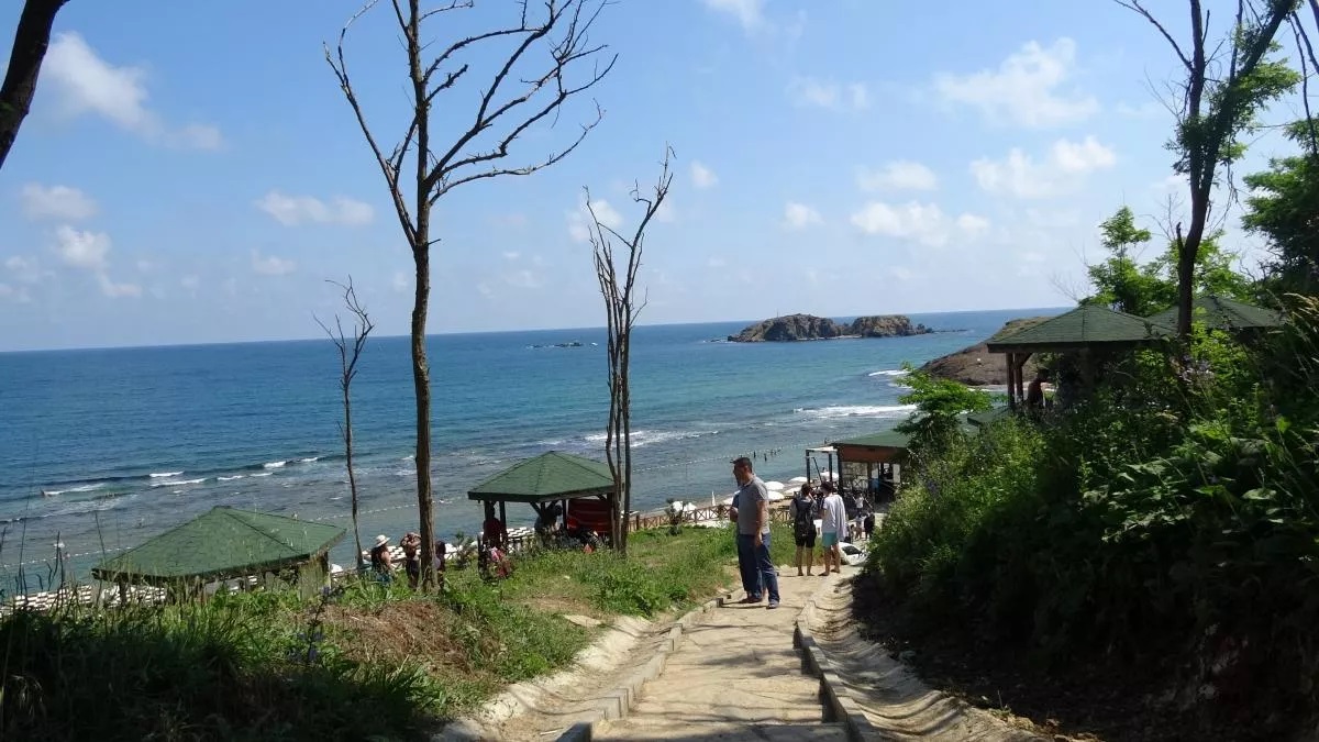Elmasburnu Plajı